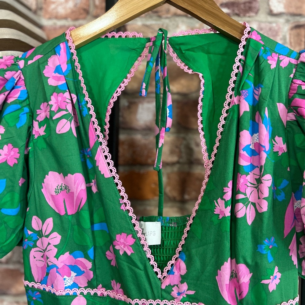 Long Floral Maxi Dress with Puffy Sleeves - Picture 3 of 5